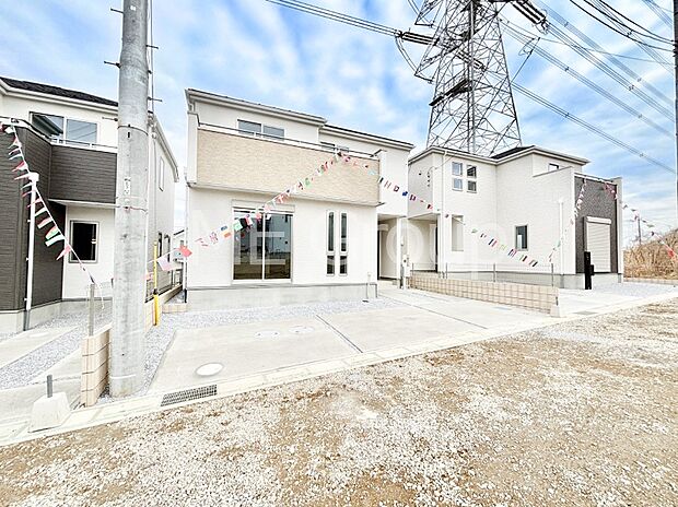 たっぷりの陽光と心地よい風が舞い込む住まい