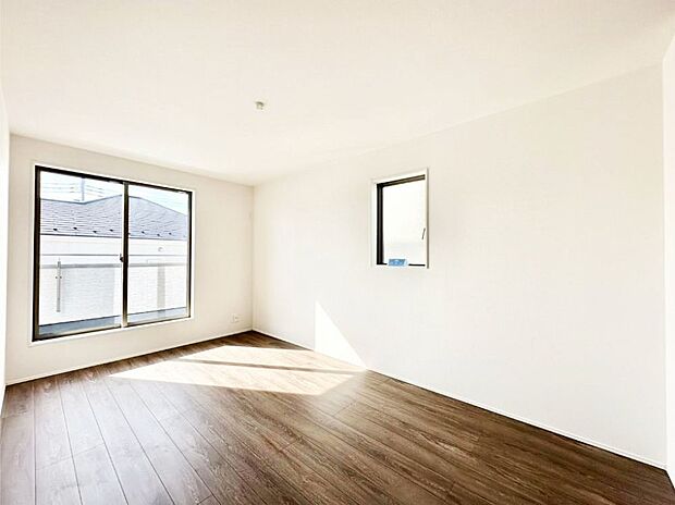 2面採光を確保した明るい空間。家族みんなが快適な暮らしを実現する設計です。