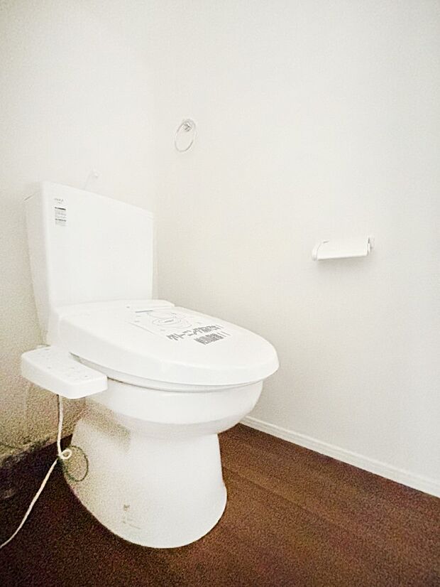 トイレは安心の2箇所!朝のバタバタも一安心です。