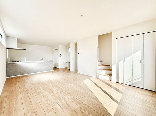 リビング階段、毎日大切な家族とコミュニケーションがとれる家族思いの間取り