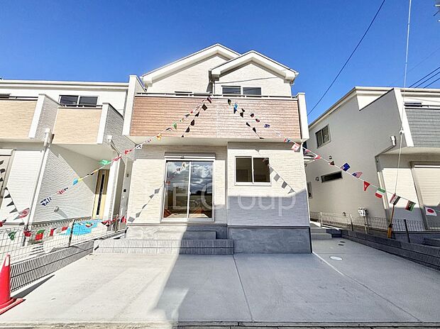 洗練された外観、上質な住空間が広がる室内は永く安心して過ごせる住居です。