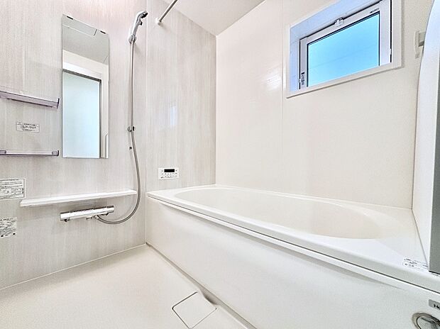 一日の疲れを癒やす大切なバスタイム。ゆっくりとお風呂を楽しんで疲れをとりたいですね！  