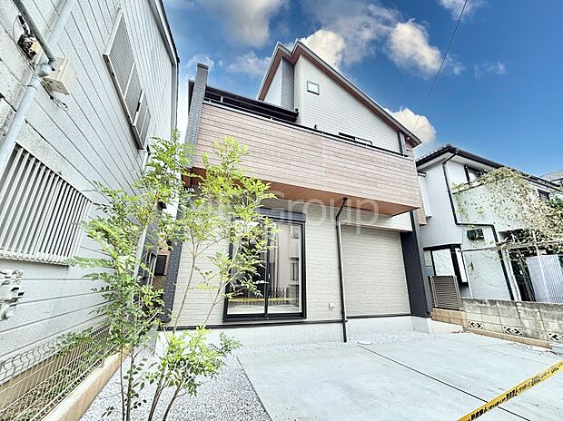 たっぷりの陽光と心地よい風が舞い込む住まい 