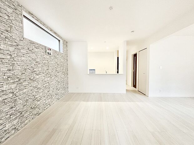 住む方の個性が引き出される、インテリアを考えるのが楽しみなリビングです！ 