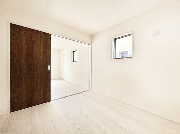 引き戸の開閉でフレキシブルに利用できます