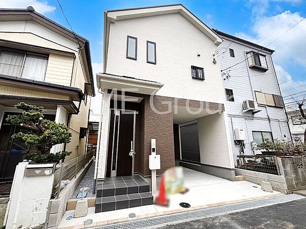 たっぷりの陽光と心地よい風が舞い込む住まい