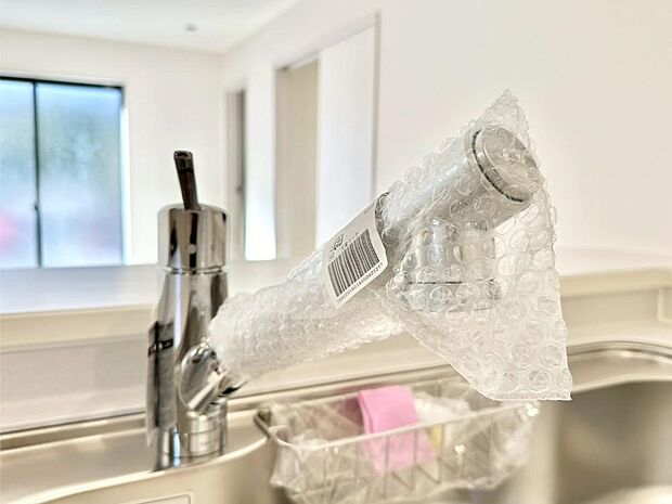 いつでも清潔なおいしいお水を。一つの水栓で水道水と浄水を使い分け。