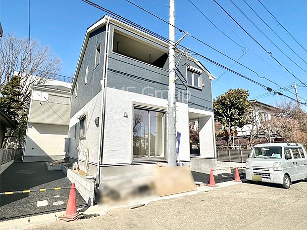 溢れる陽光でご家族の笑顔も輝く