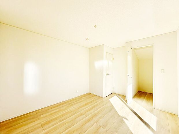 収納が充実しているので居住スペースを広々使えます