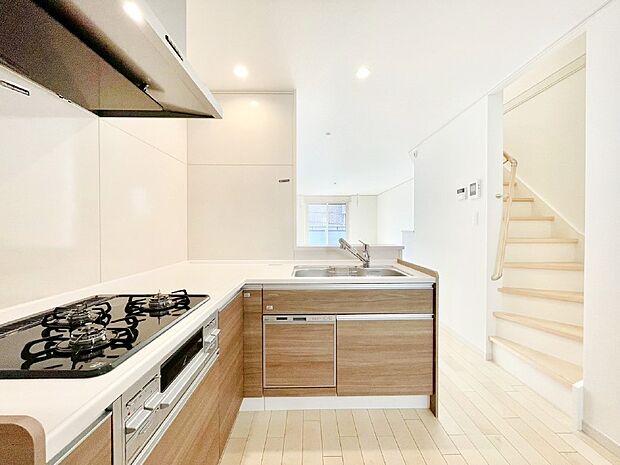 カウンター越しにお話しをしながら毎日のお料理をもっと楽しく