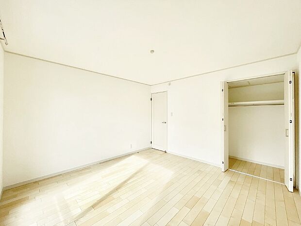 木の温もりがやさしいフローリングは安らぎをもたらす住空間