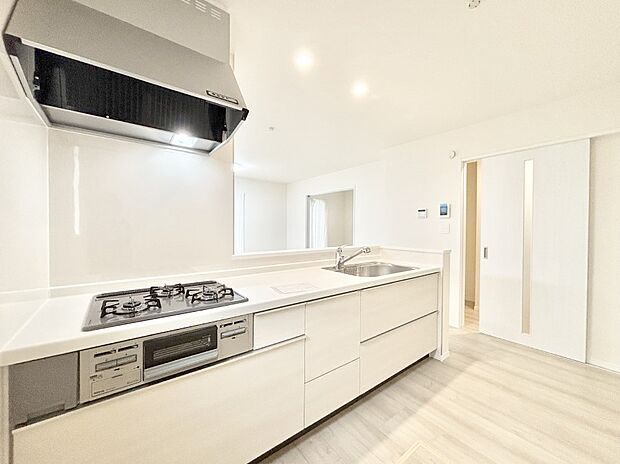 毎日使うキッチンだから、使いやすさ&お手入れのしやすさにこだわりました。