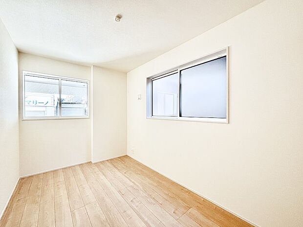 2面採光なので、明るく風通しも良く心地良い生活が送れます。