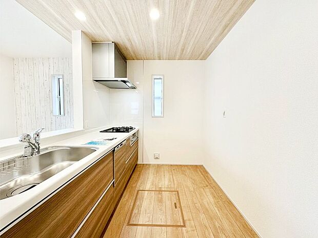 ゆとりあるキッチンではご家族と楽しくお料理ができます。