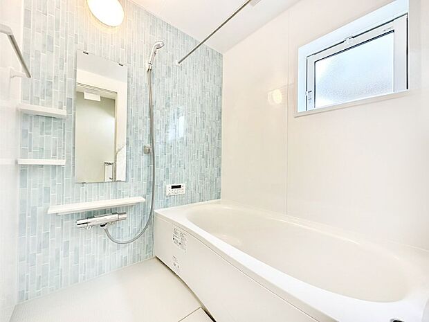 落ち着いた雰囲気でゆっくりお寛ぎいただけるバスルーム