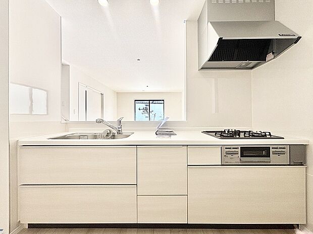 毎日使うキッチンだから、使いやすさ＆お手入れのしやすさにこだわりました。