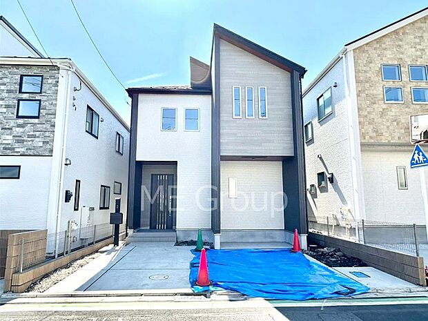 洗練された外観、上質な住空間が広がる室内は永く安心して過ごせる住居です。 