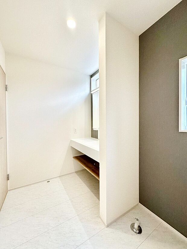 広々とゆとりのあるランドリースペース