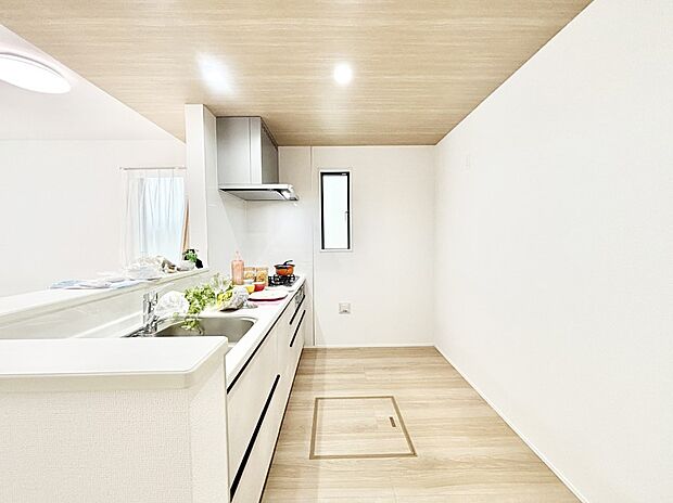 広々とした使い勝手の良いキッチンで日々のお料理も楽しくなりそう