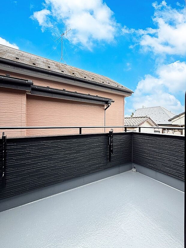 開放感あるルーフバルコニー