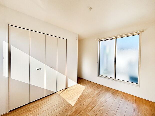 収納が充実しているので、居住スペースを広く使えます。