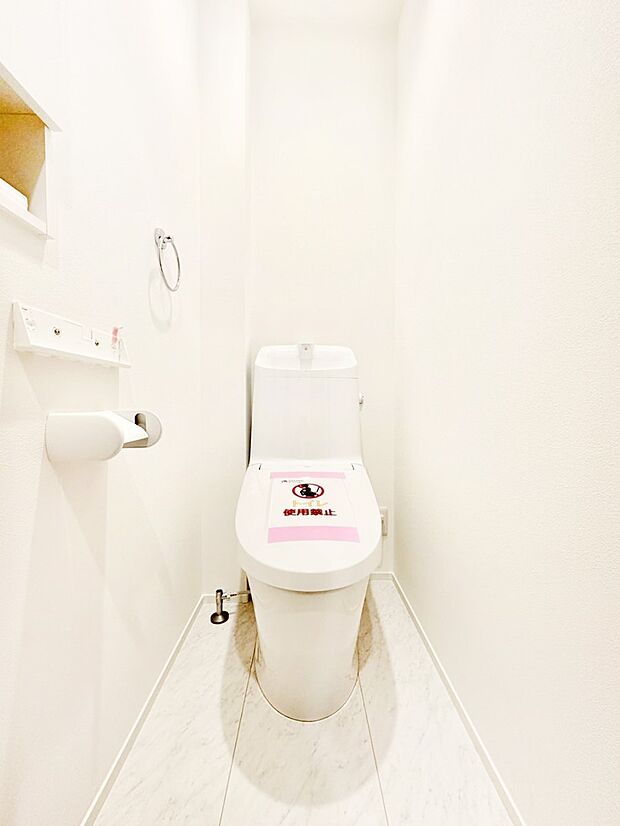 毎日を快適に!清潔感あるシャワートイレ。