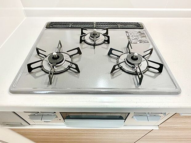 三口ガスコンロでお料理が一気にはかどりそう。