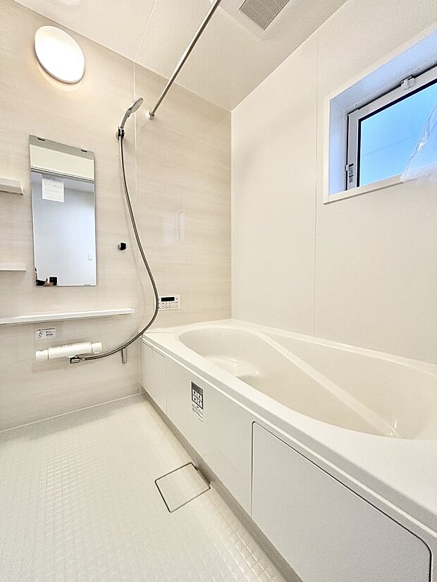 一日の疲れを癒やす大切なバスタイム。ゆっくりとお風呂を楽しんで疲れをとりたいですね！  