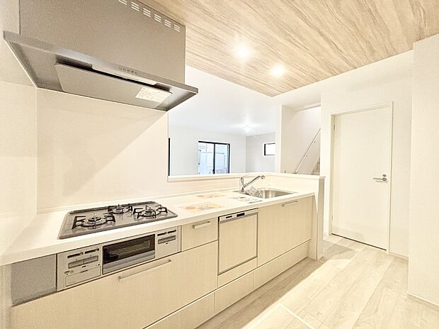 毎日使うキッチンだから、使いやすさ＆お手入れのしやすさにこだわりました。 