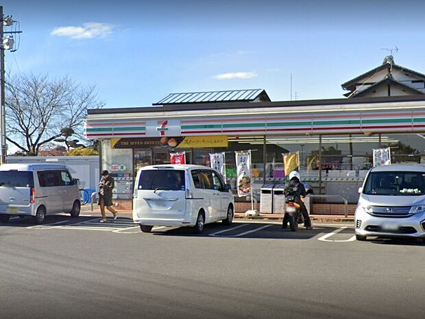 コンビニ 400m セブン-イレブン 三芳竹間沢店