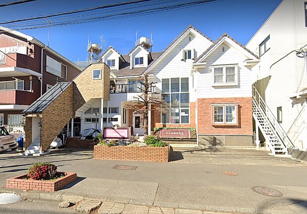 幼稚園・保育園 1200m ベビーパレス私立成城保育室