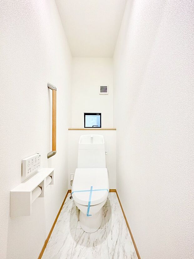 トイレは安心の2箇所！朝のバタバタも一安心です。