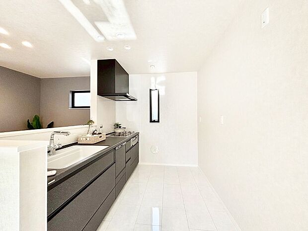 毎日使うキッチンだから、使いやすさ&お手入れのしやすさにこだわりました。