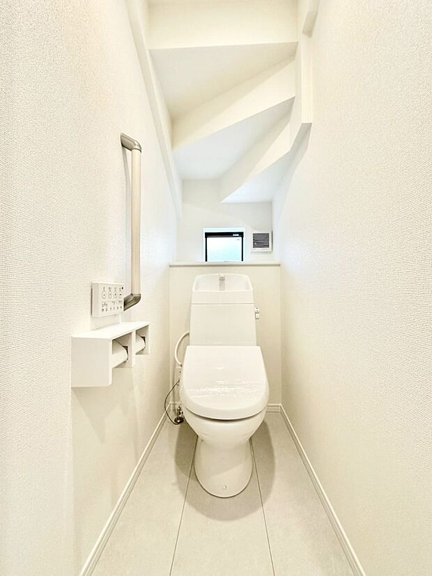 トイレは安心の2箇所！朝のバタバタも一安心です。