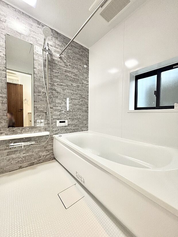 一日の疲れを癒やす大切なバスタイム。ゆっくりとお風呂を楽しんで疲れをとりたいですね!