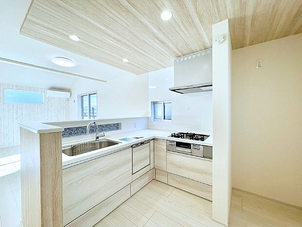 お料理を効率的に、楽しく!システムキッチン