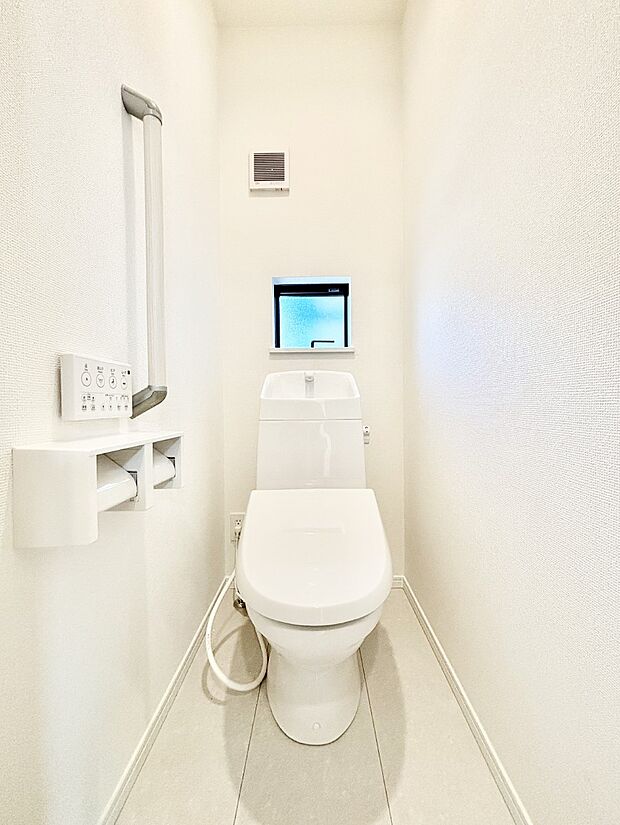 ウォシュレット付きトイレが1階と2階それぞれに配置されていてとても便利です。