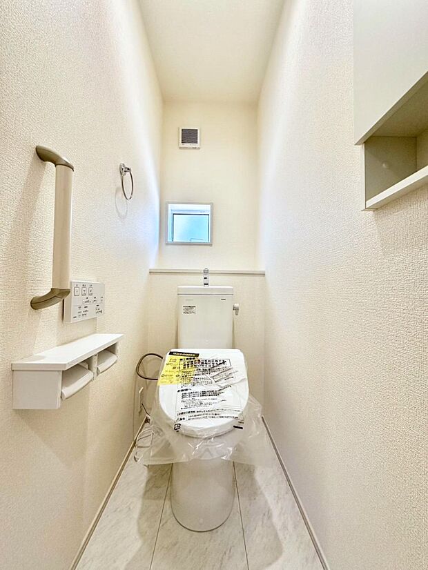 トイレは1階と2階それぞれに配置されていてとても便利です。