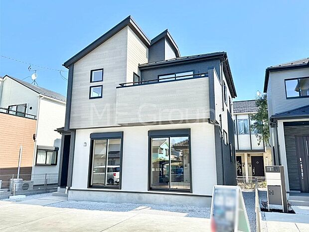 洗練された外観、上質な住空間が広がる室内は永く安心して過ごせる住居です。