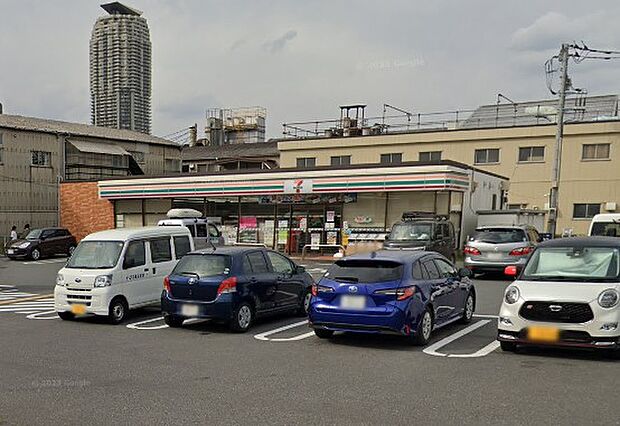 コンビニ 300m セブン-イレブン 川口元郷3丁目店