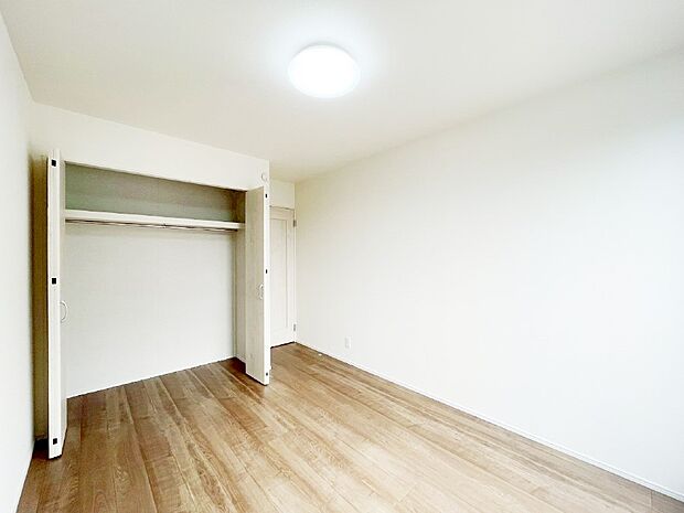 収納が充実しているので居住スペースを広々使えます