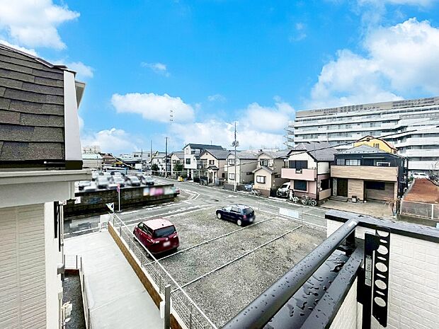 バルコニーからの眺望です