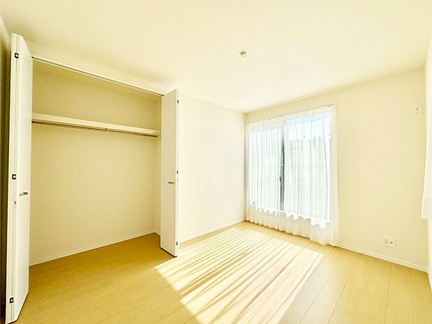 収納が充実しているので居住スペースを広々使えます