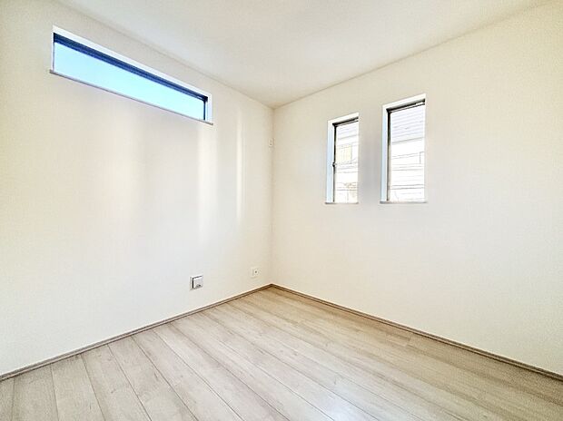 2面採光なので、明るく風通しも良く心地良い生活が送れます。