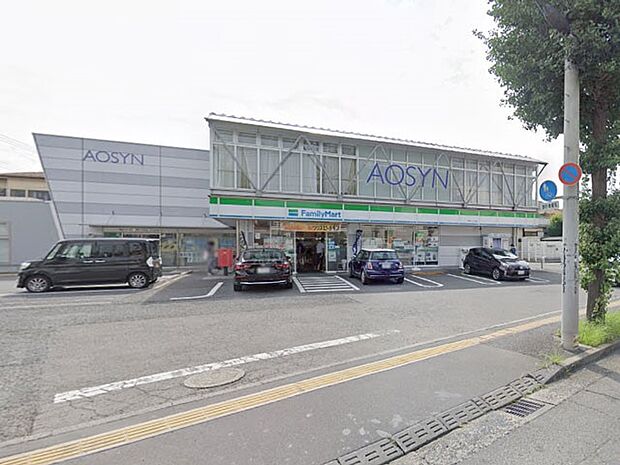 コンビニ 800m ファミリーマート幸町三丁目店