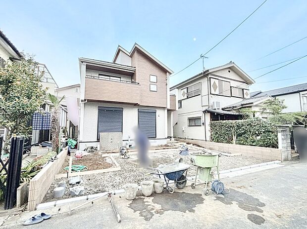 カースペースは2台駐車可。セカンドカーや来客時に便利です!