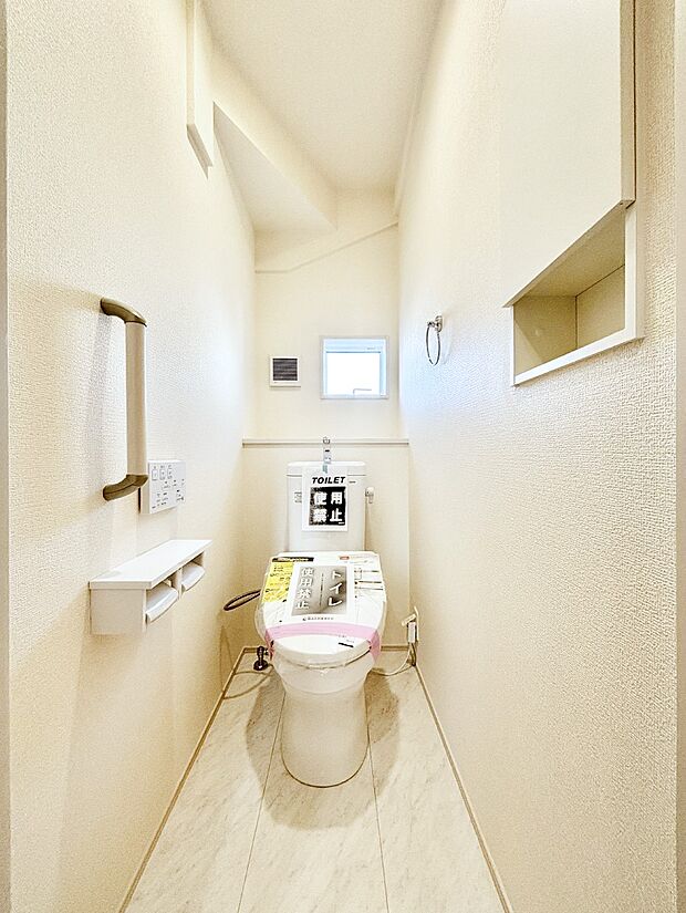 トイレは1階と2階それぞれに配置されていてとても便利です。 