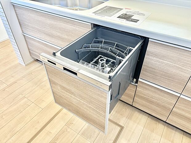 面倒なお片づけは食洗機にお任せ!家事の負担が減って、時間にも気持ちにもゆとりができます。