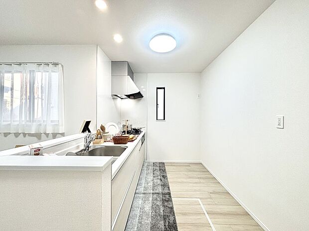 ゆとりあるキッチンではご家族と楽しくお料理ができます。