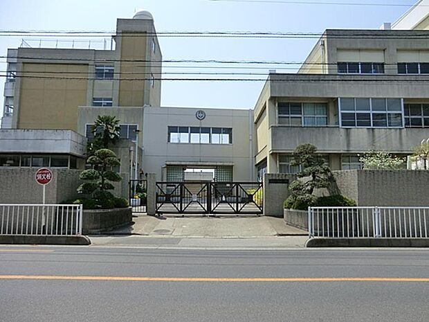 小学校 640m 戸塚東小学校
